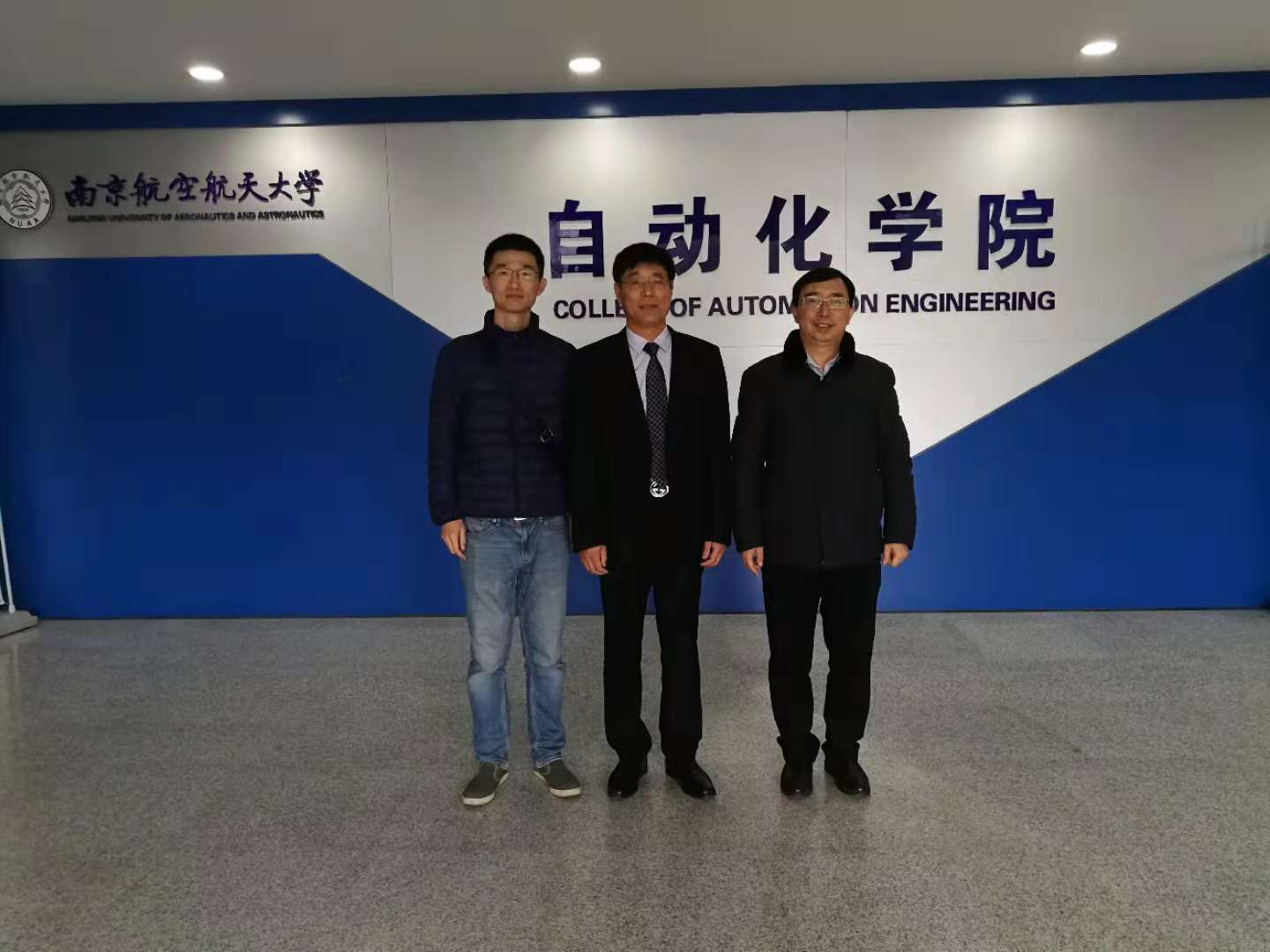 sc_261646_076170.jpg image001.jpg