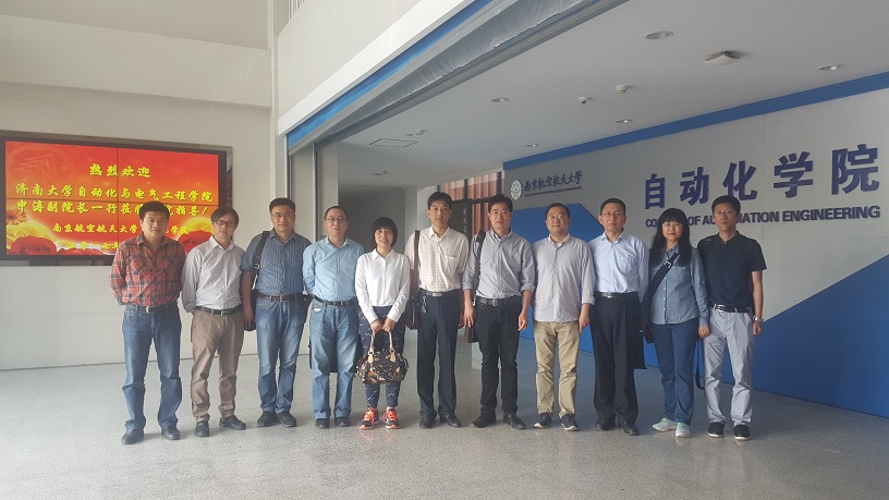 2017-5-11-济南大学自动化与电气工程学院申涛副院长一行来院交流 (1).jpg