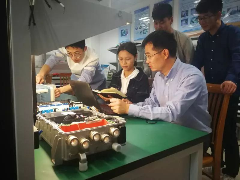 sc_131717_015576.jpg 3.jpg