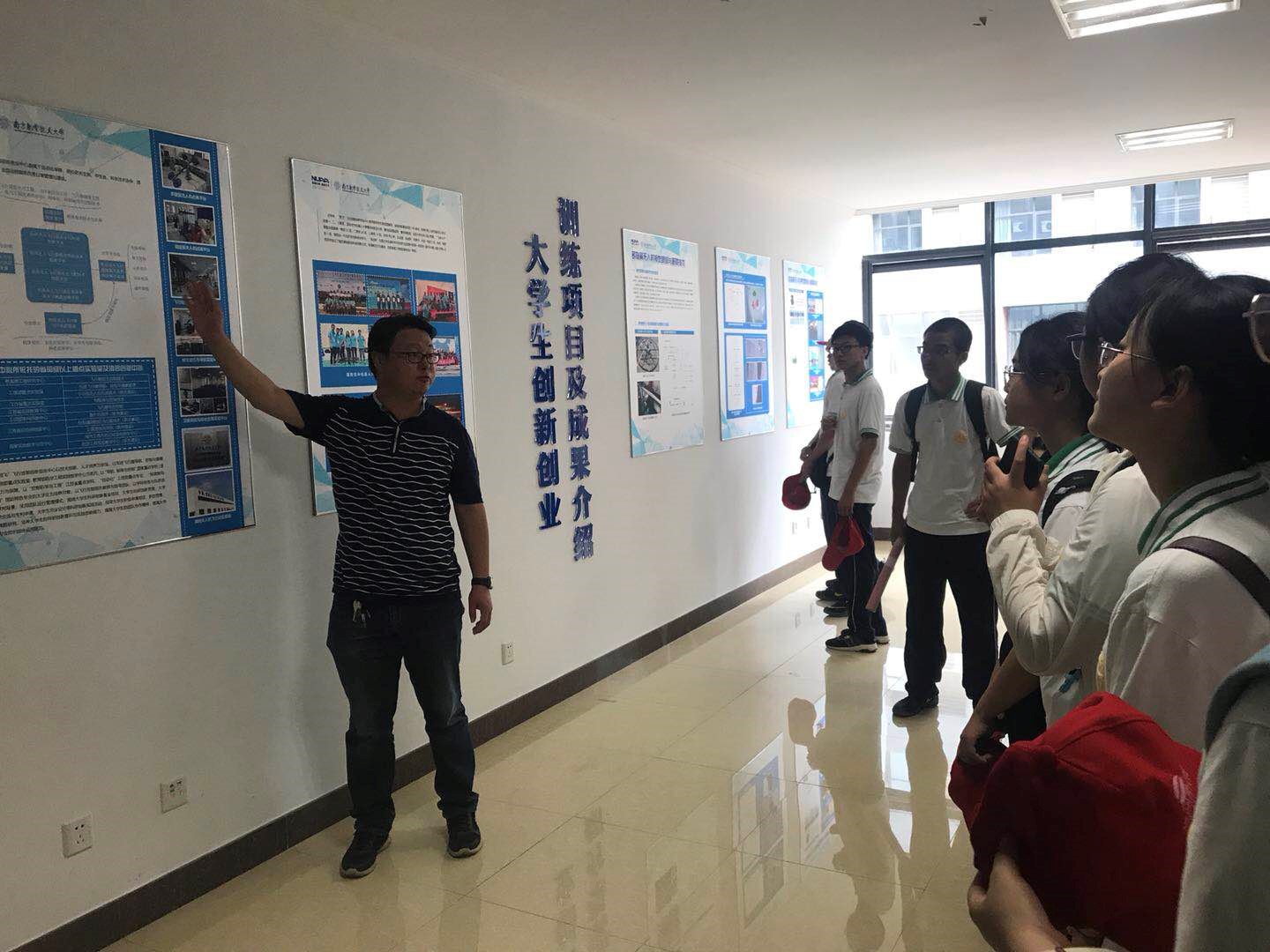 sc_252100_038985.jpg 7.jpg